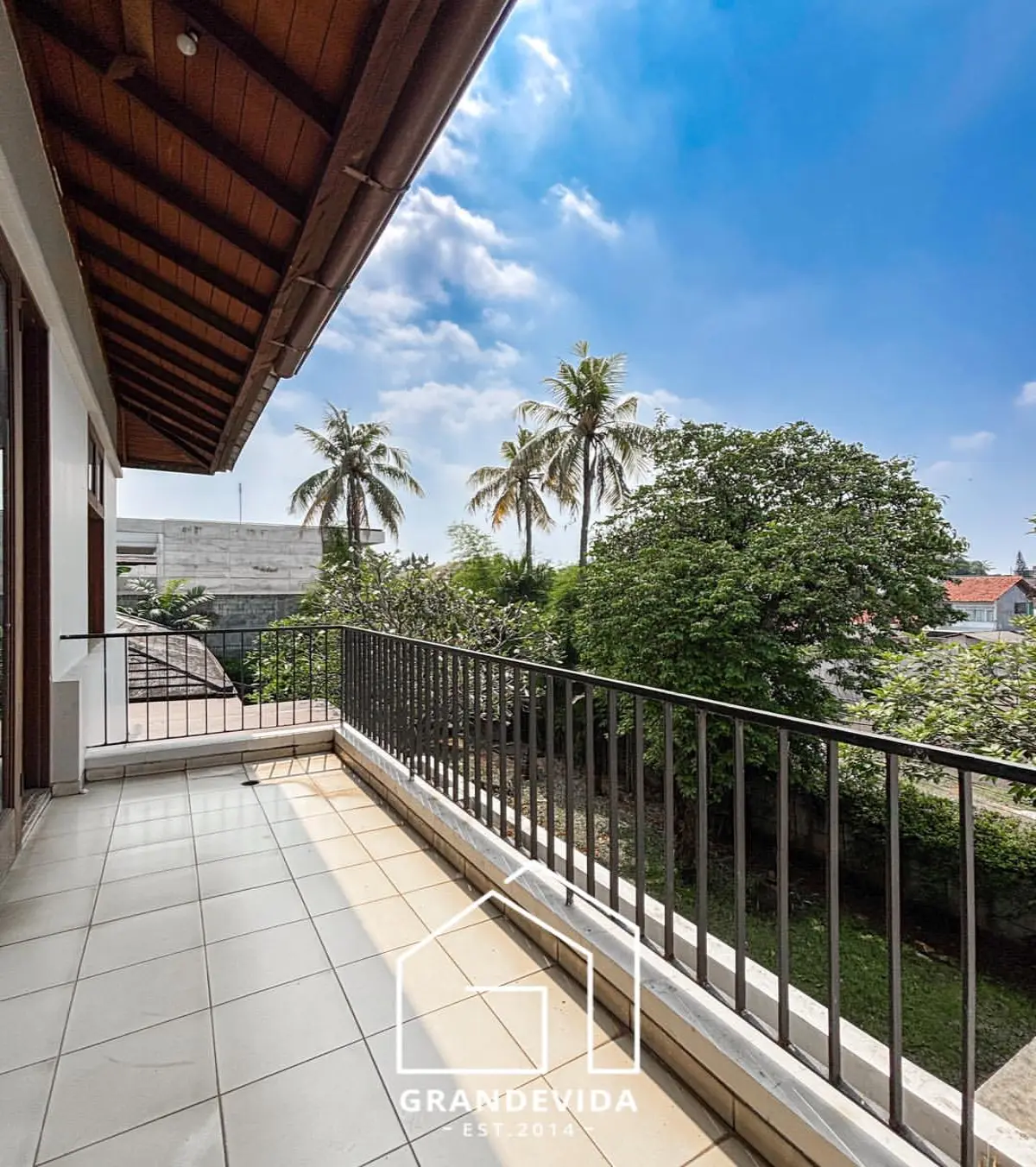 Jual Rumah Pejaten Barat Jakarta Selatan Design Tropical