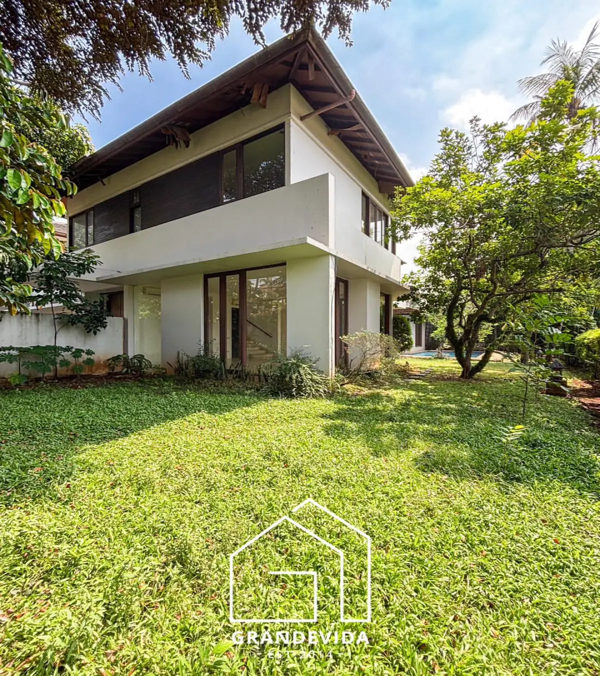 Rumah Dijual Murah Pejaten Barat Jakarta Selatan Design Tropical
