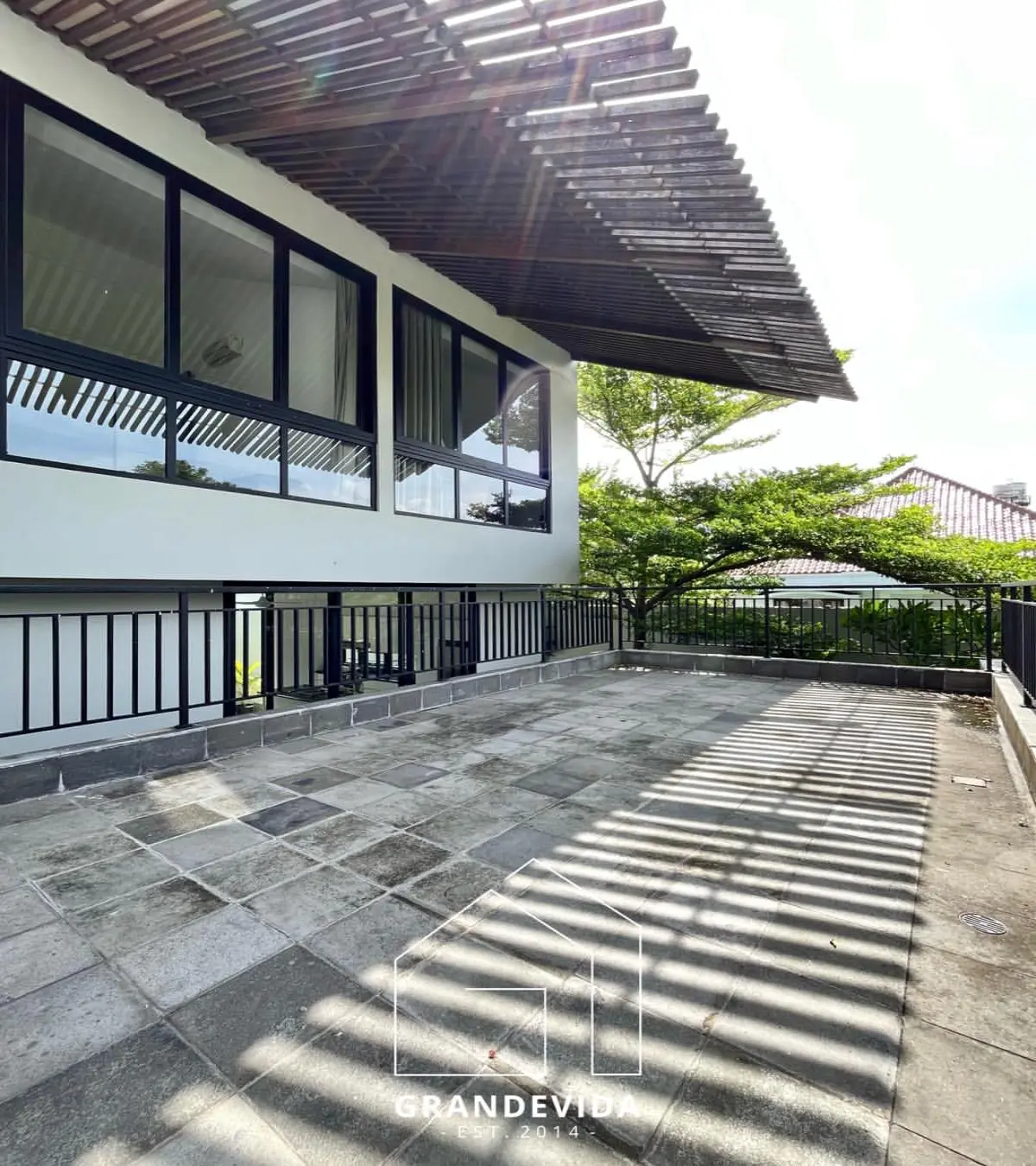 68b017cdb0618.webp