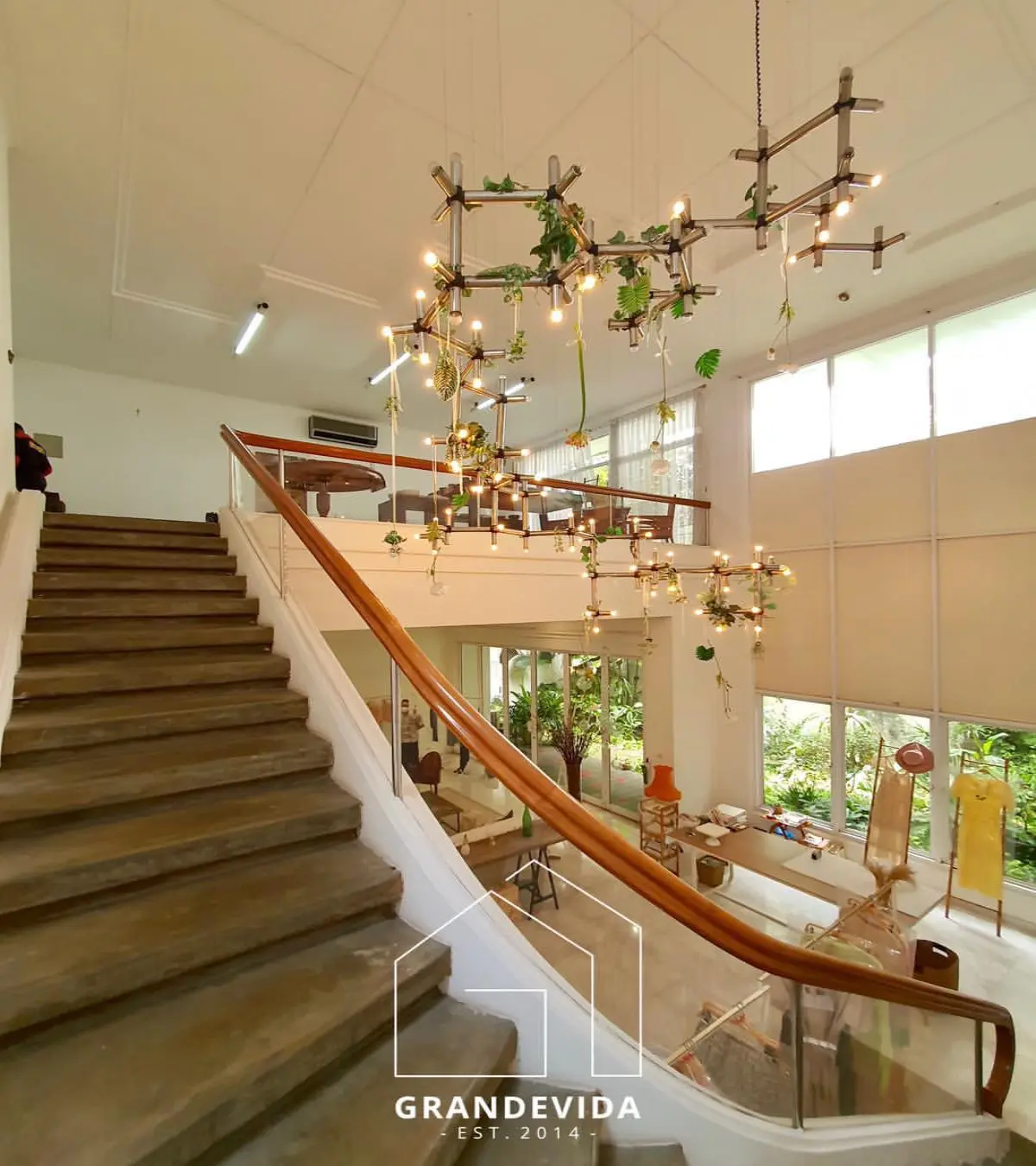 Rumah Dijual Murah Simprug Golf Senayan Jakarta Selatan Turun Harga dekat Senayan