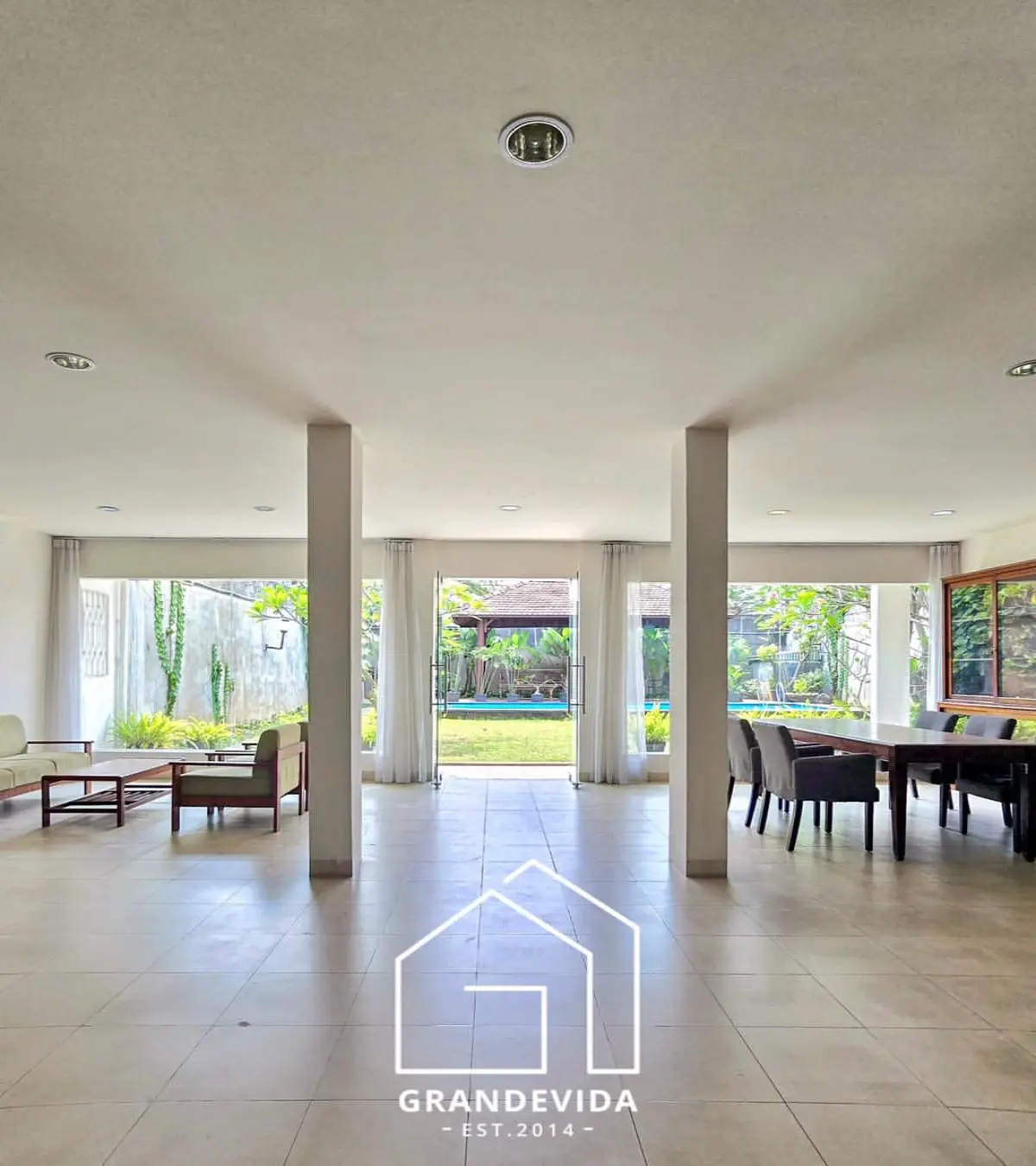 Rumah Dijual Murah Cilandak Jakarta Selatan Balinese Style Backyard