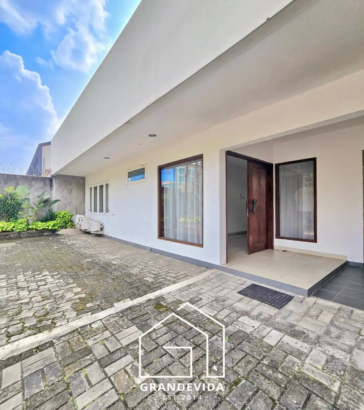Dijual Rumah Mewah Cilandak Jakarta Selatan Backyard Luas