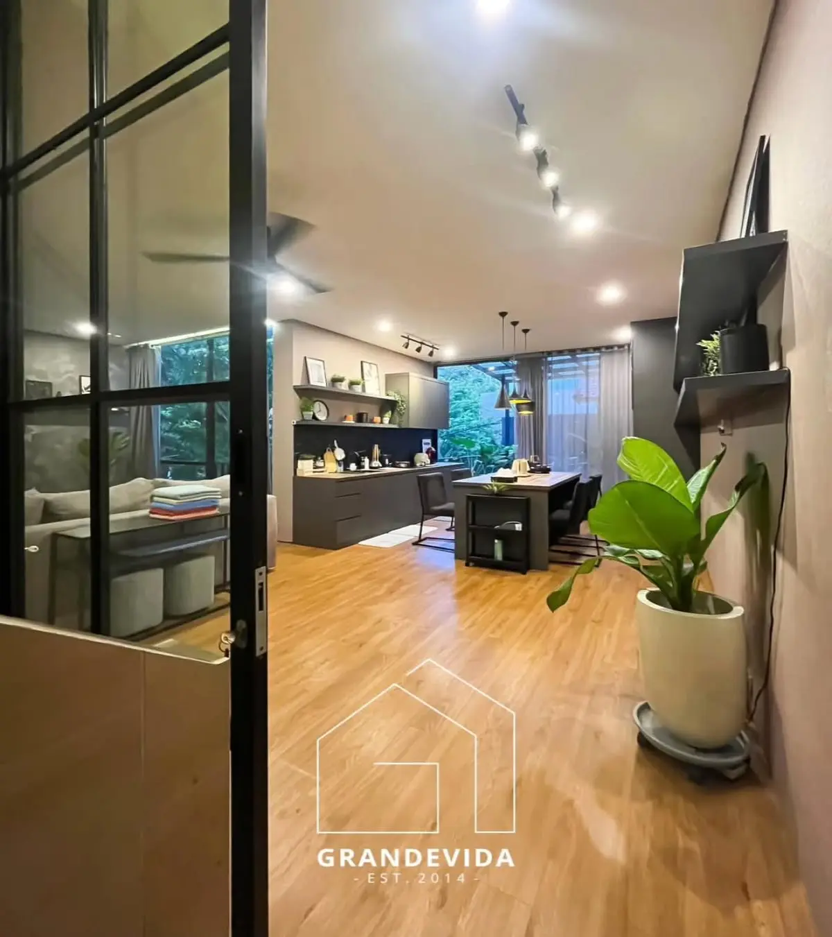 Jual rumah Lebak bulus Jakarta Selatan dalam Townhouse