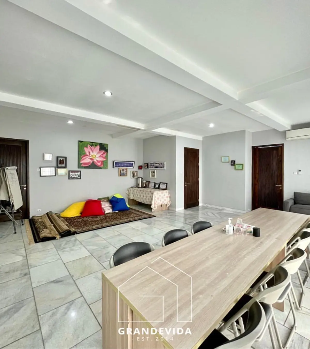 Dijual Rumah Mewah Kebayoran Lama Jakarta Selatan Halaman Luas