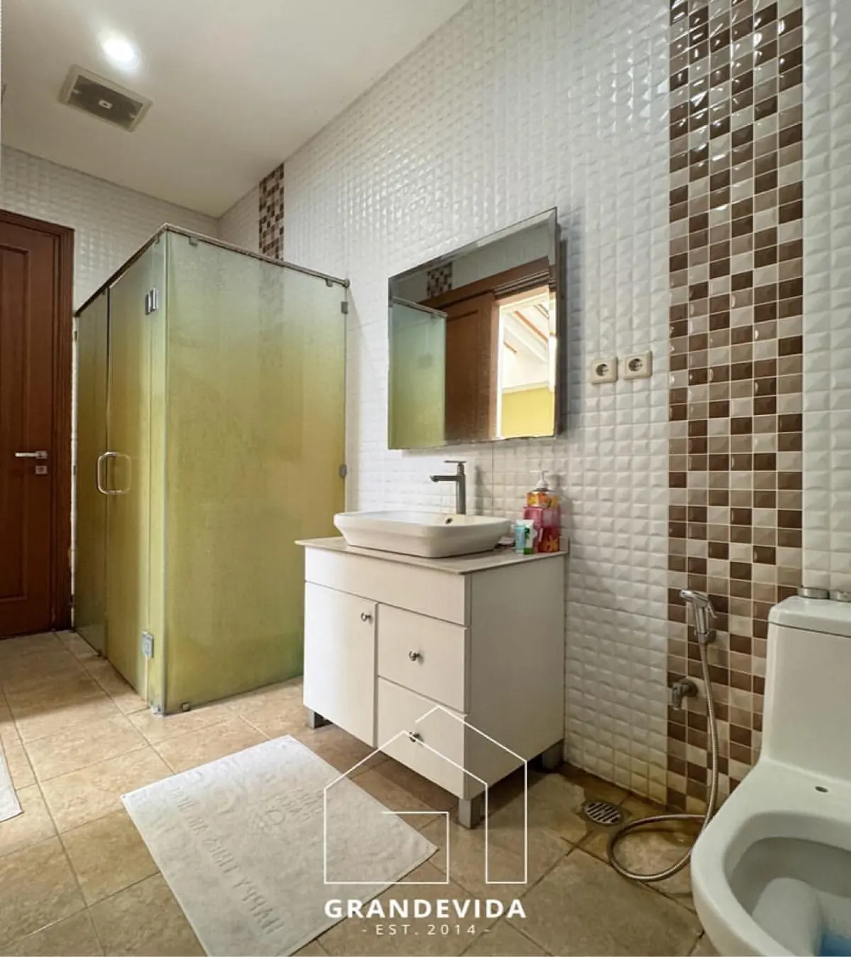 68b2c3106811c.webp