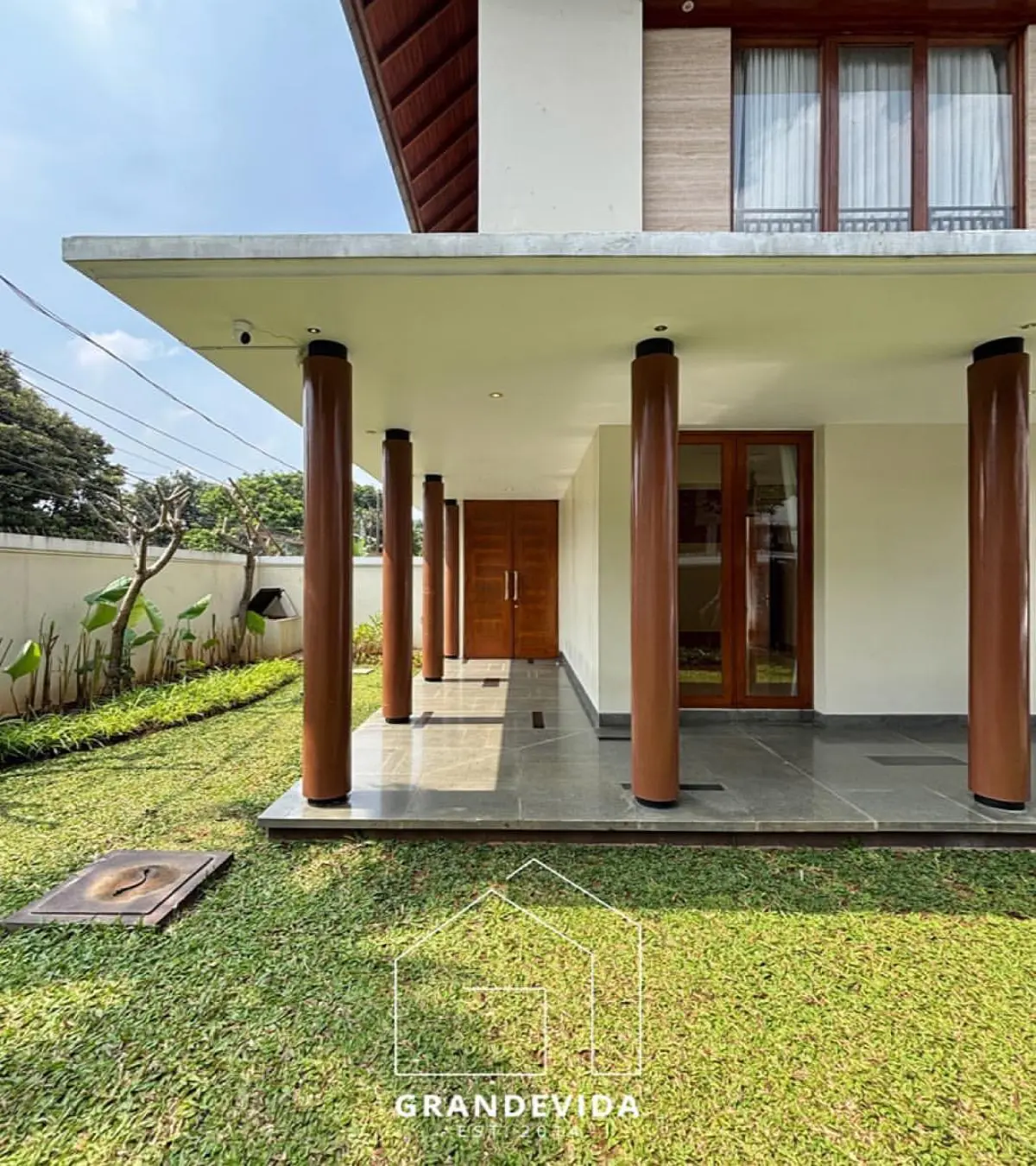 Dijual Rumah Mewah Cipete Jakarta Selatan posisi Hook