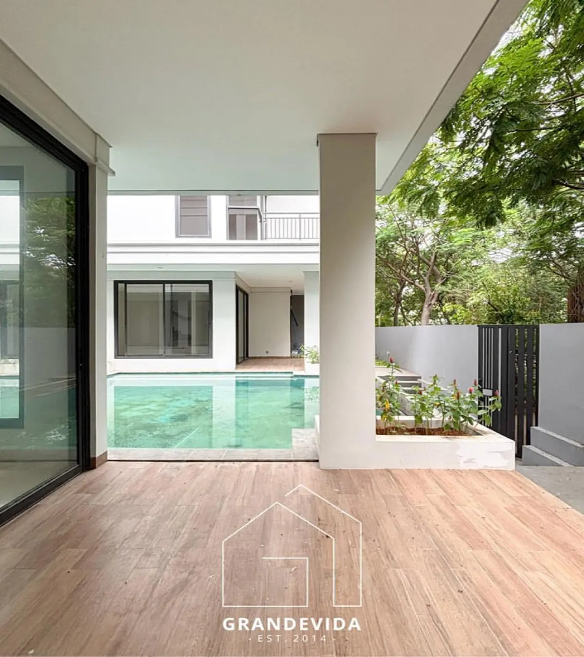 Rumah Dijual di Pejaten Barat Jakarta Selatan dalam Townhouse