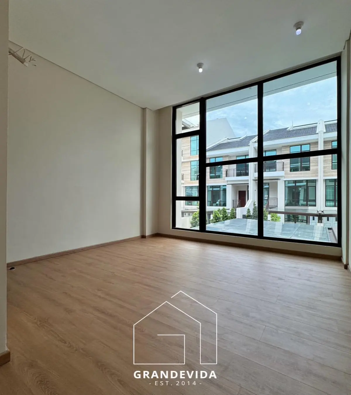 Jual Rumah Baru Pondok Indah Jakarta Selatan