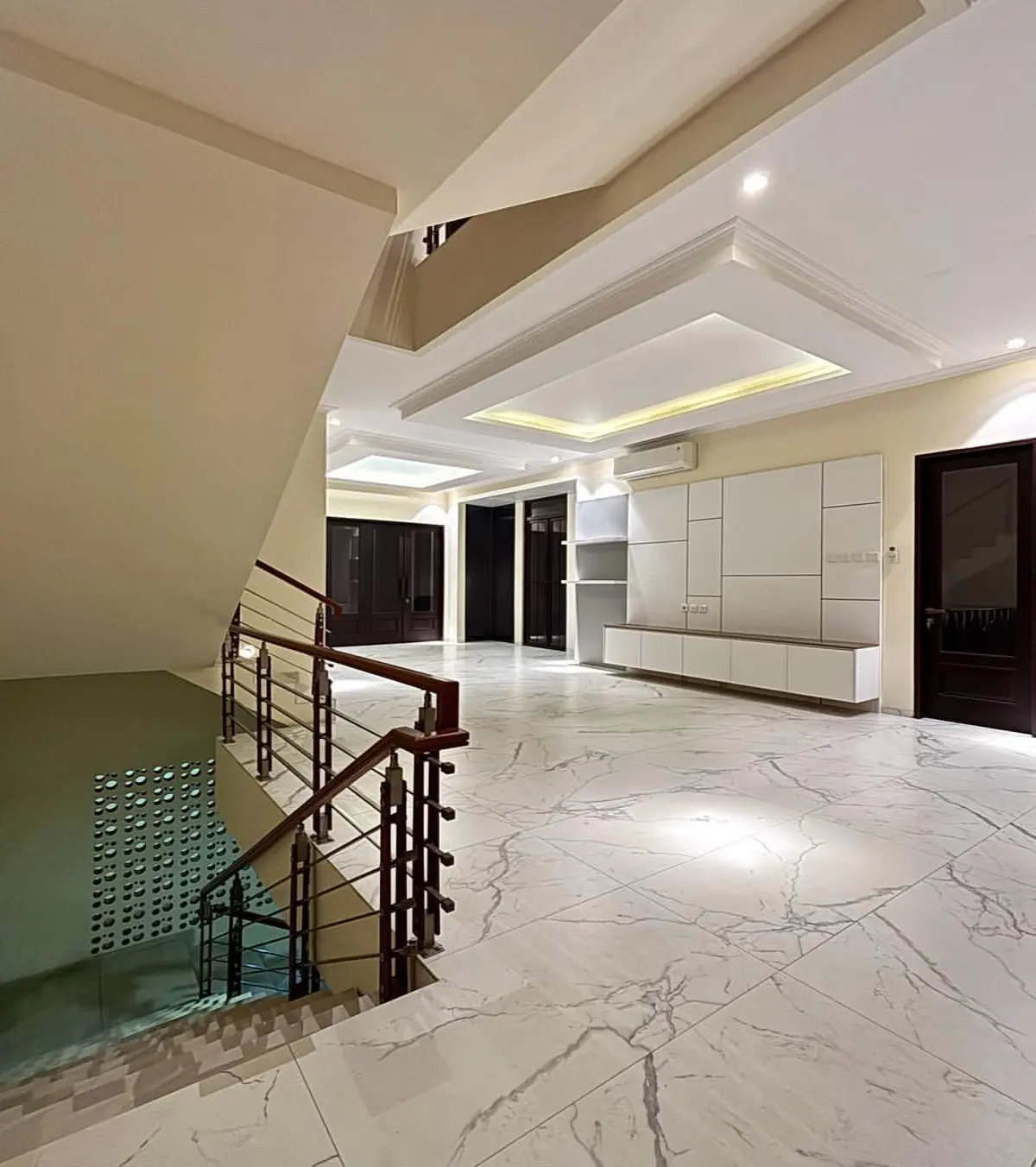 Dijual rumah Dekat MRT Cilandak Jakarta Selatan