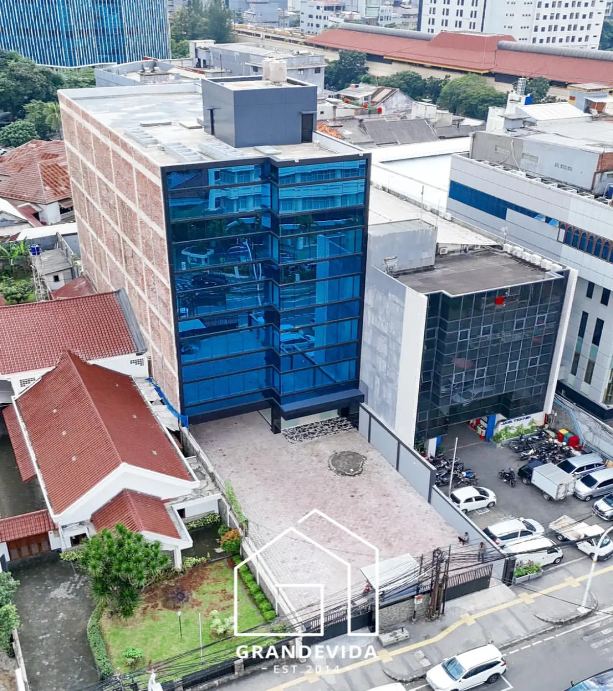 Jual Commercial Building Menteng Jakarta Siap Pakai