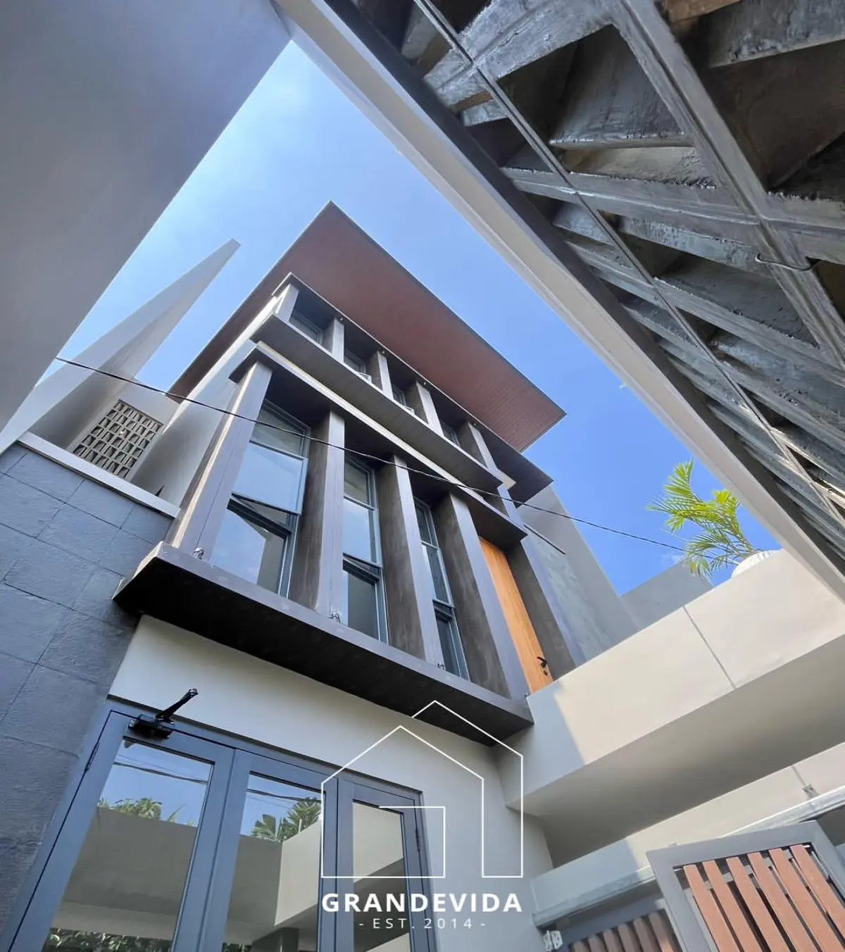 Jual Rumah Pondok Indah Lokasi Strategis