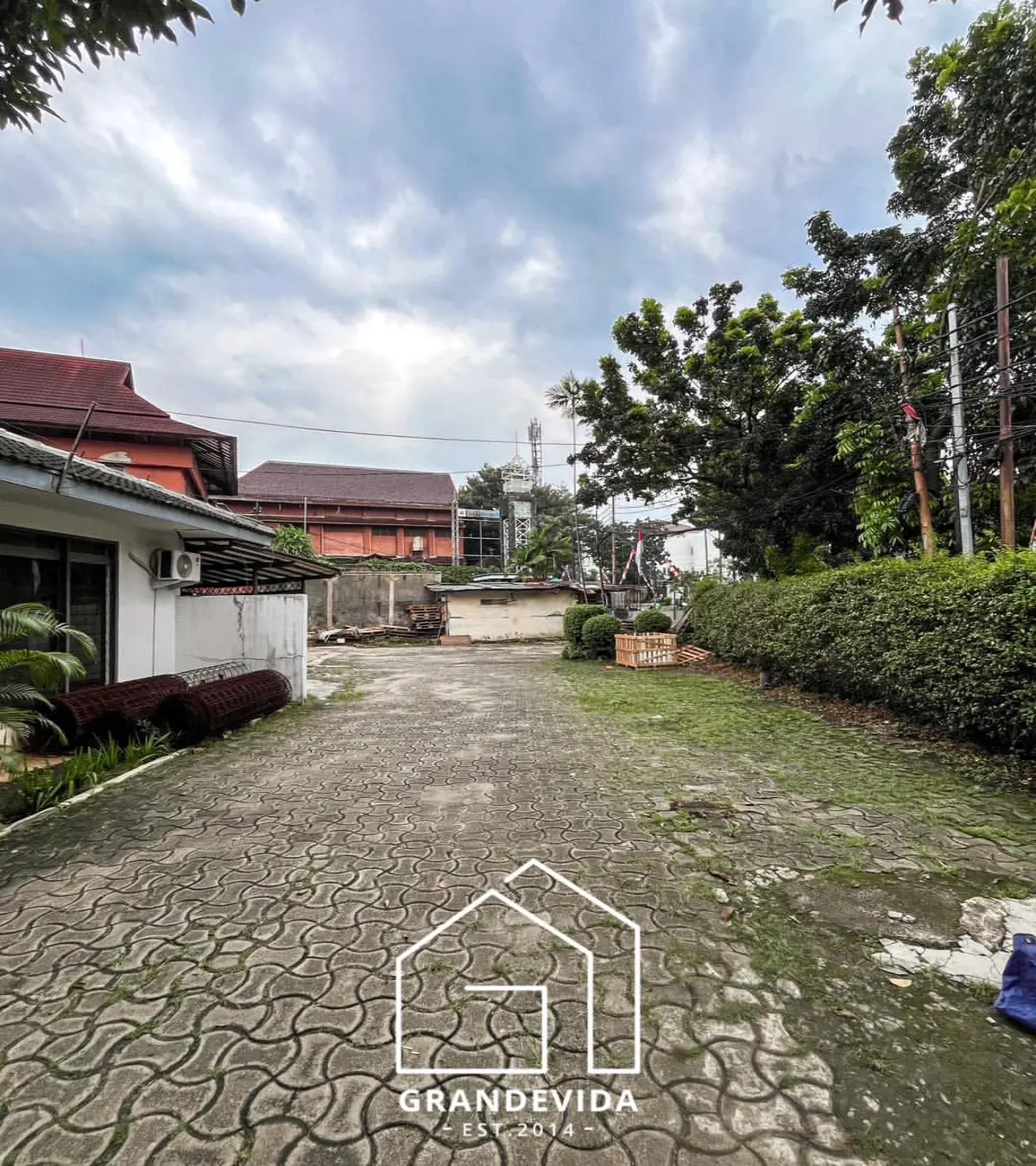 Dijual Rumah Lokasi Strategis di Pejaten Barat Jakarta Selatan