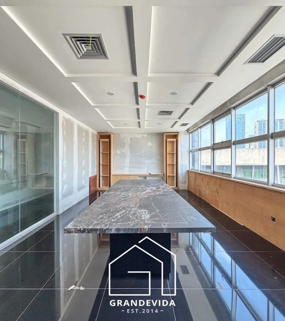 Gedung Komersial Modern di Kuningan, Setiabudi - Jakarta Selatan (Dijual)