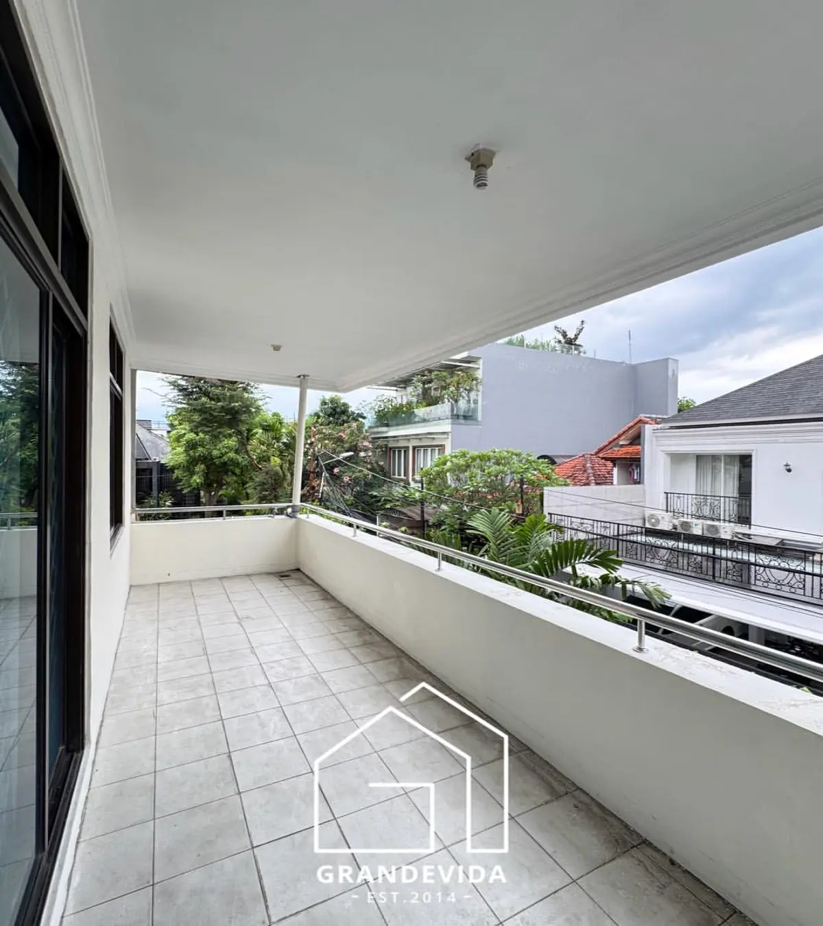Jual Rumah Siap Huni Kebayoran Baru Jakarta Selatan| Lokasi Dekat SCBD
