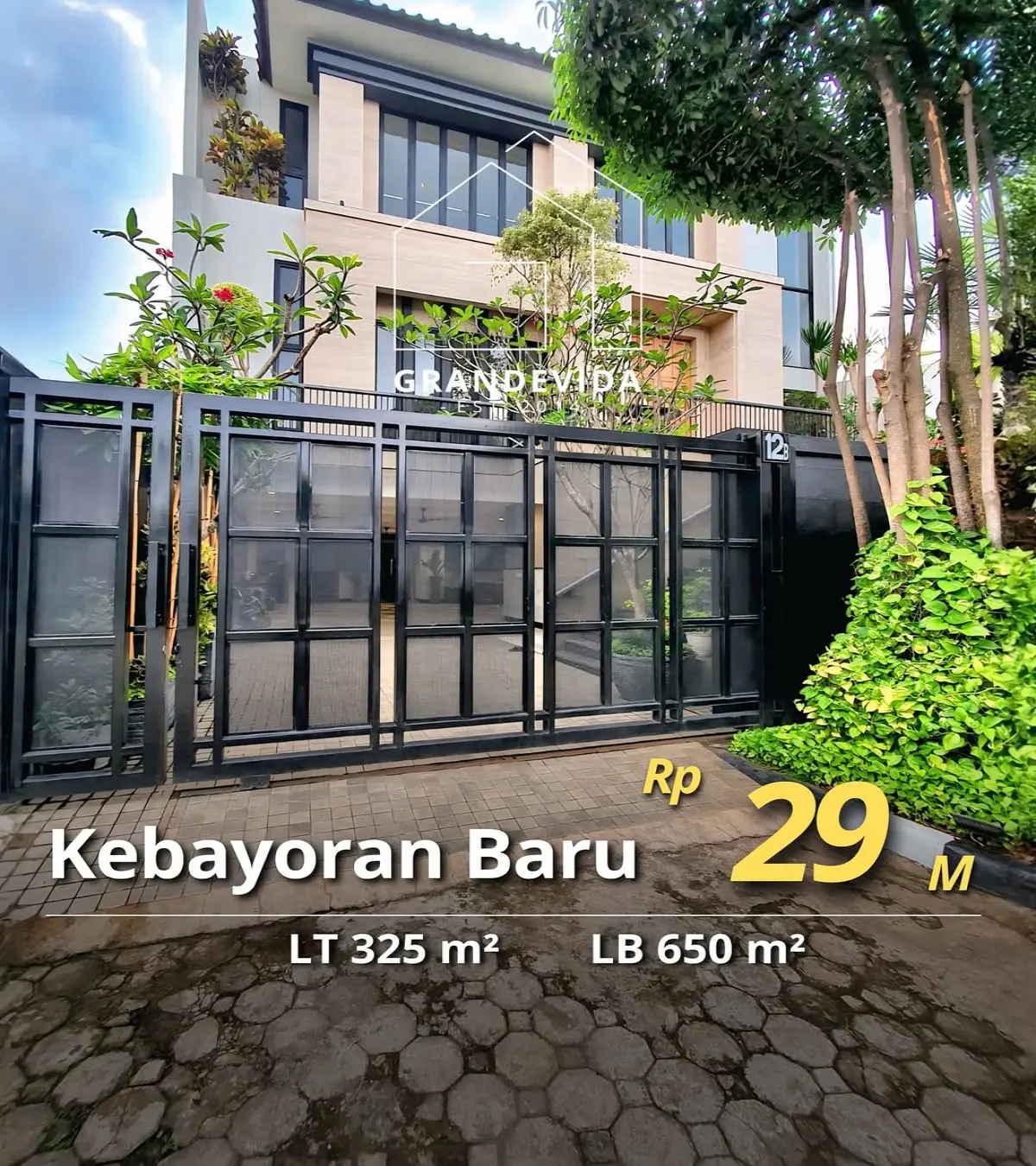 Rumah Mewah Kebayoran Baru, Jakarta Selatan - Dekat Hang Lekiu