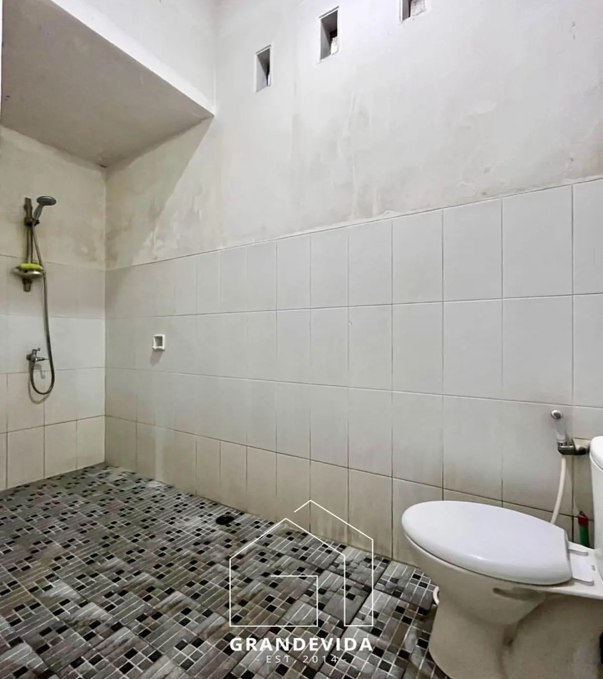 68d953bb4c3e9.webp
