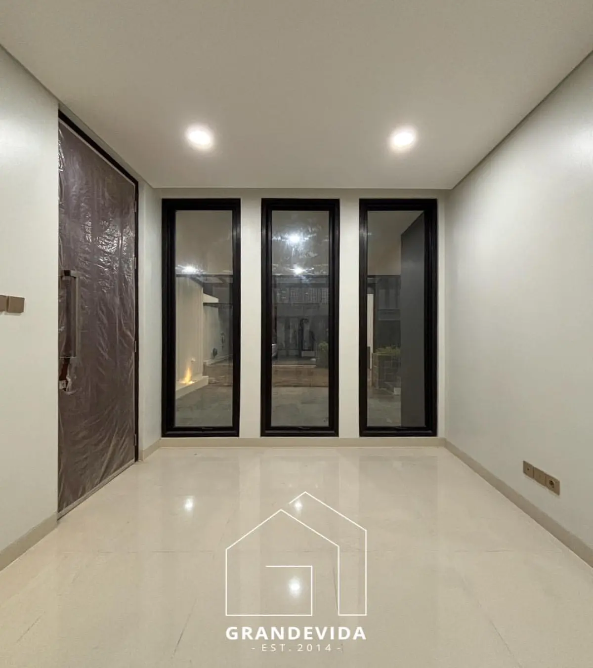 68db60e16c617.webp
