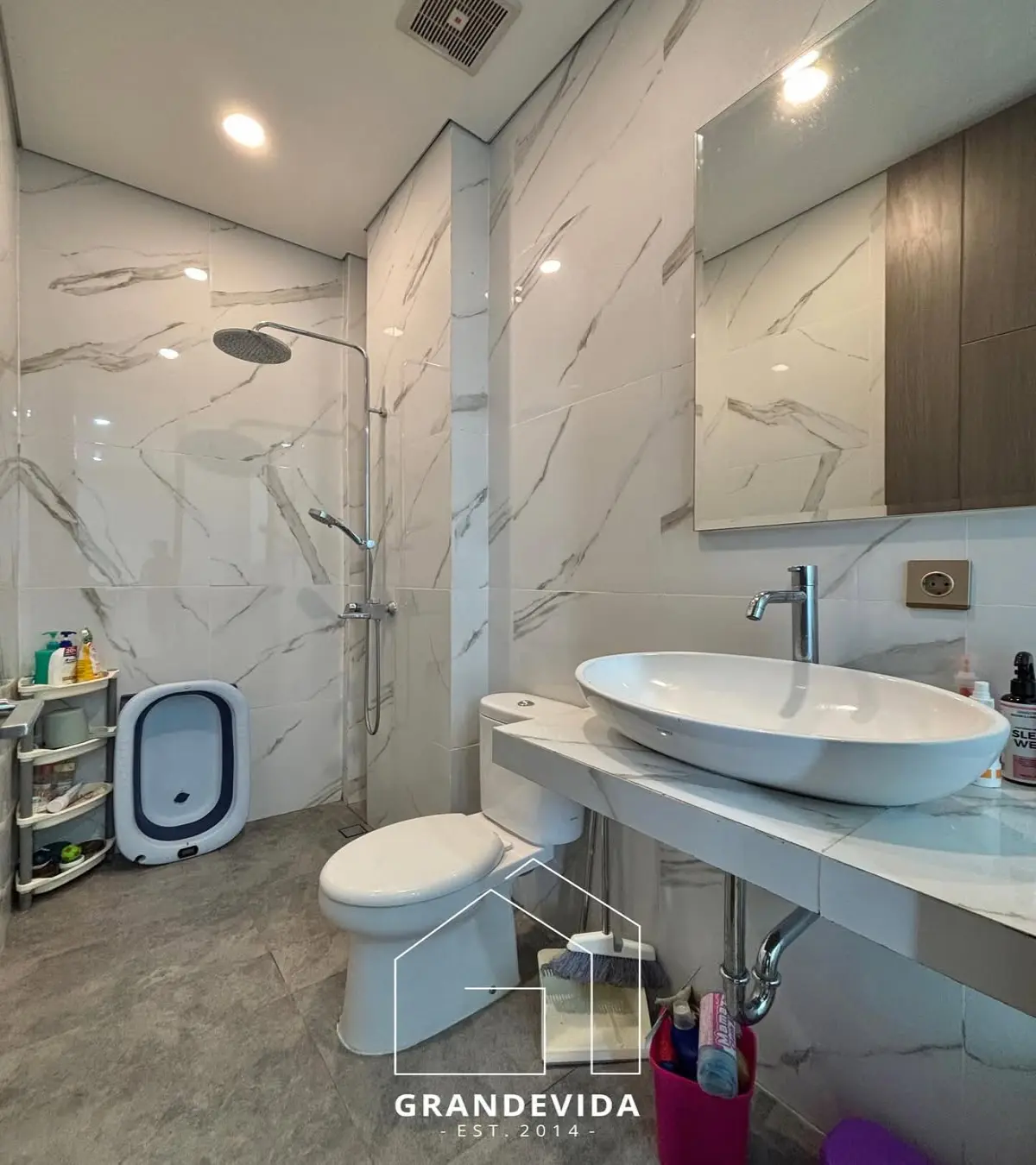 68db616ad5a95.webp