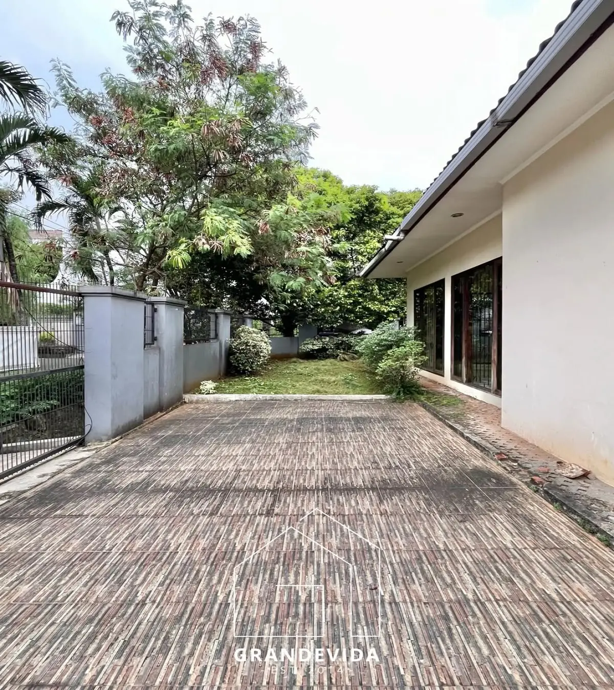 Rumah Dijual di Pondok Indah Gedung Hijau Rumah Lama Hitung Tanah