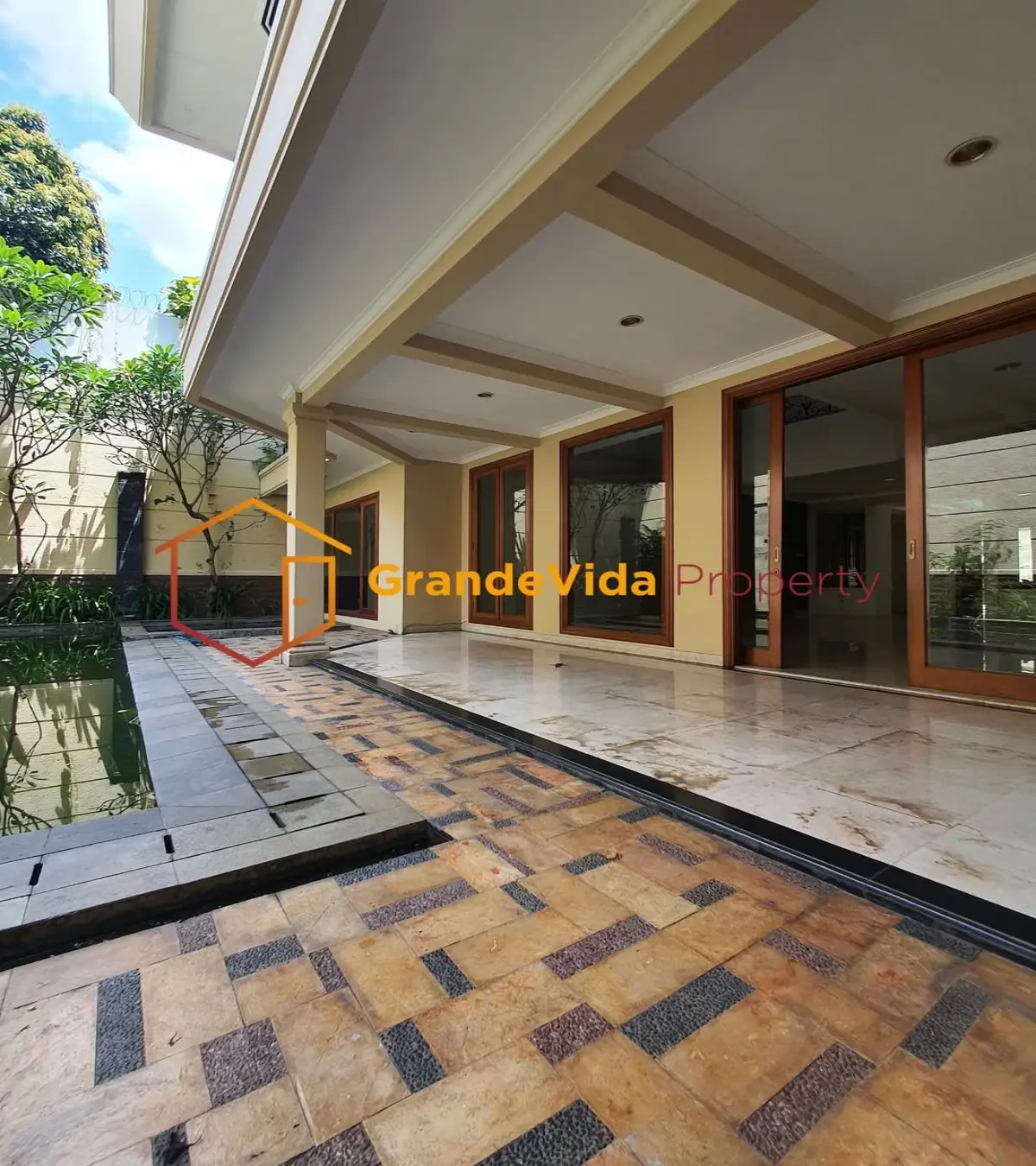 Rumah Dijual di Pondok Indah Rumah Mewah Lokasi Terbaik