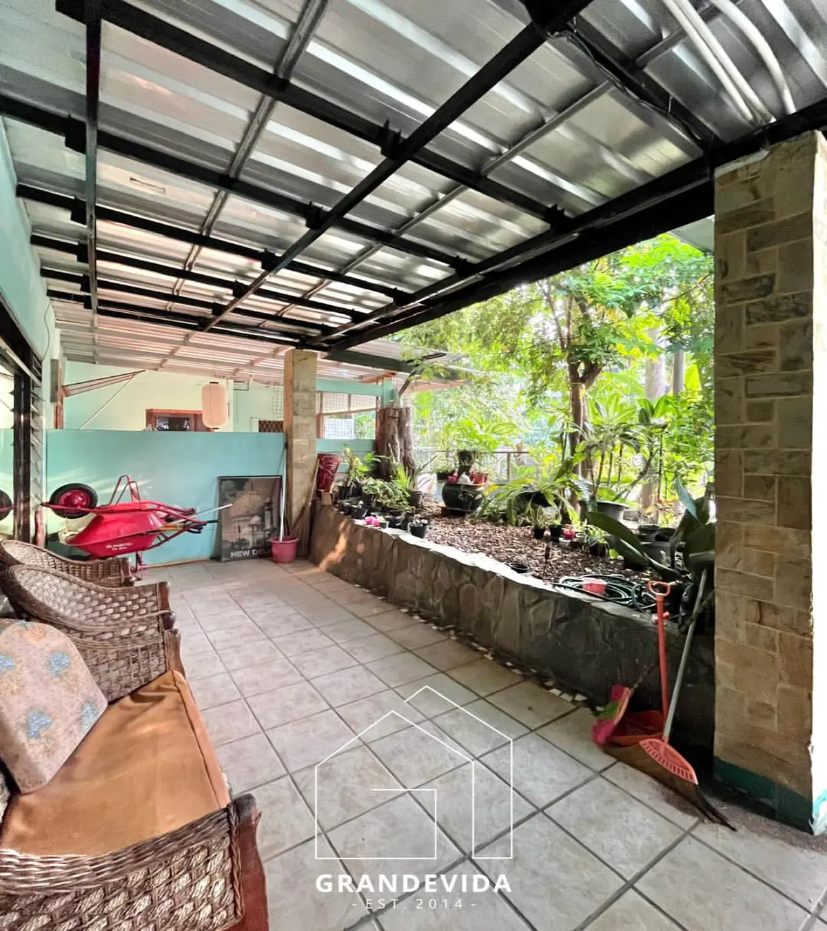 Jual Rumah Sungai Sambas Kebayoran Baru Perlu Renovasi