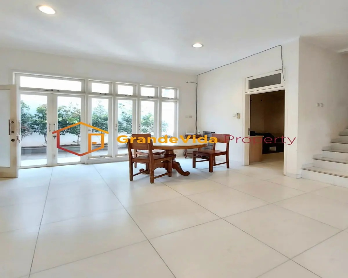 Jual Rumah Pelita Kemang Jakarta Selatan