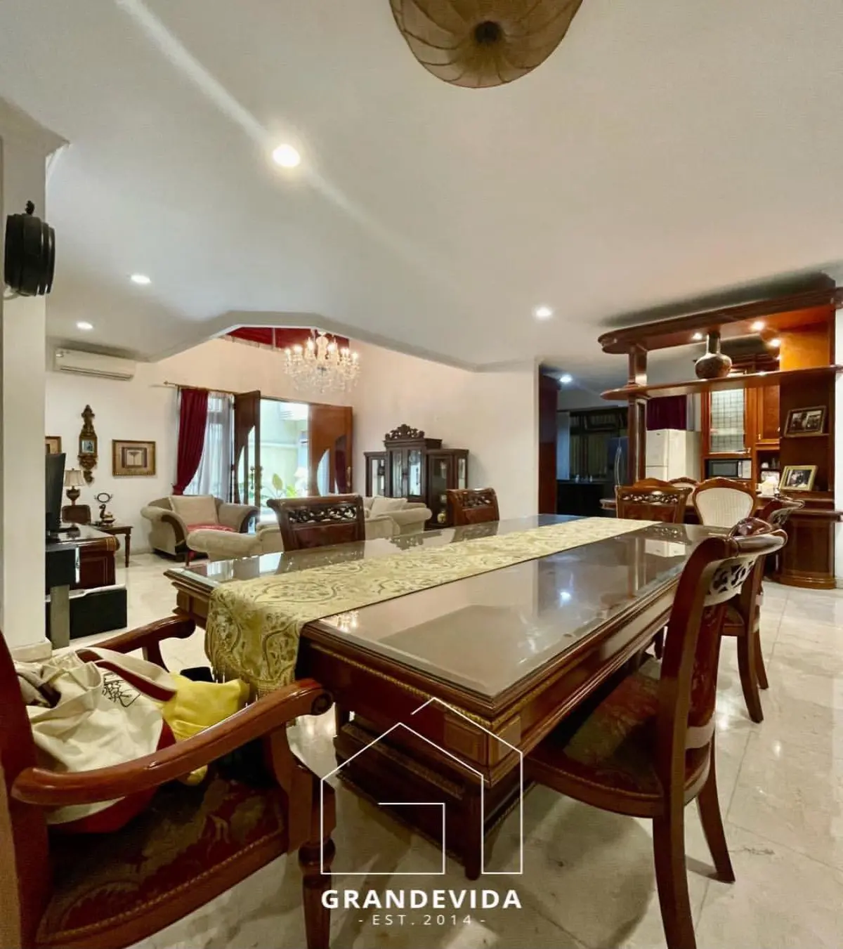 Jual Rumah Kartika Utama Pondok Indah Row Jalan Lebar