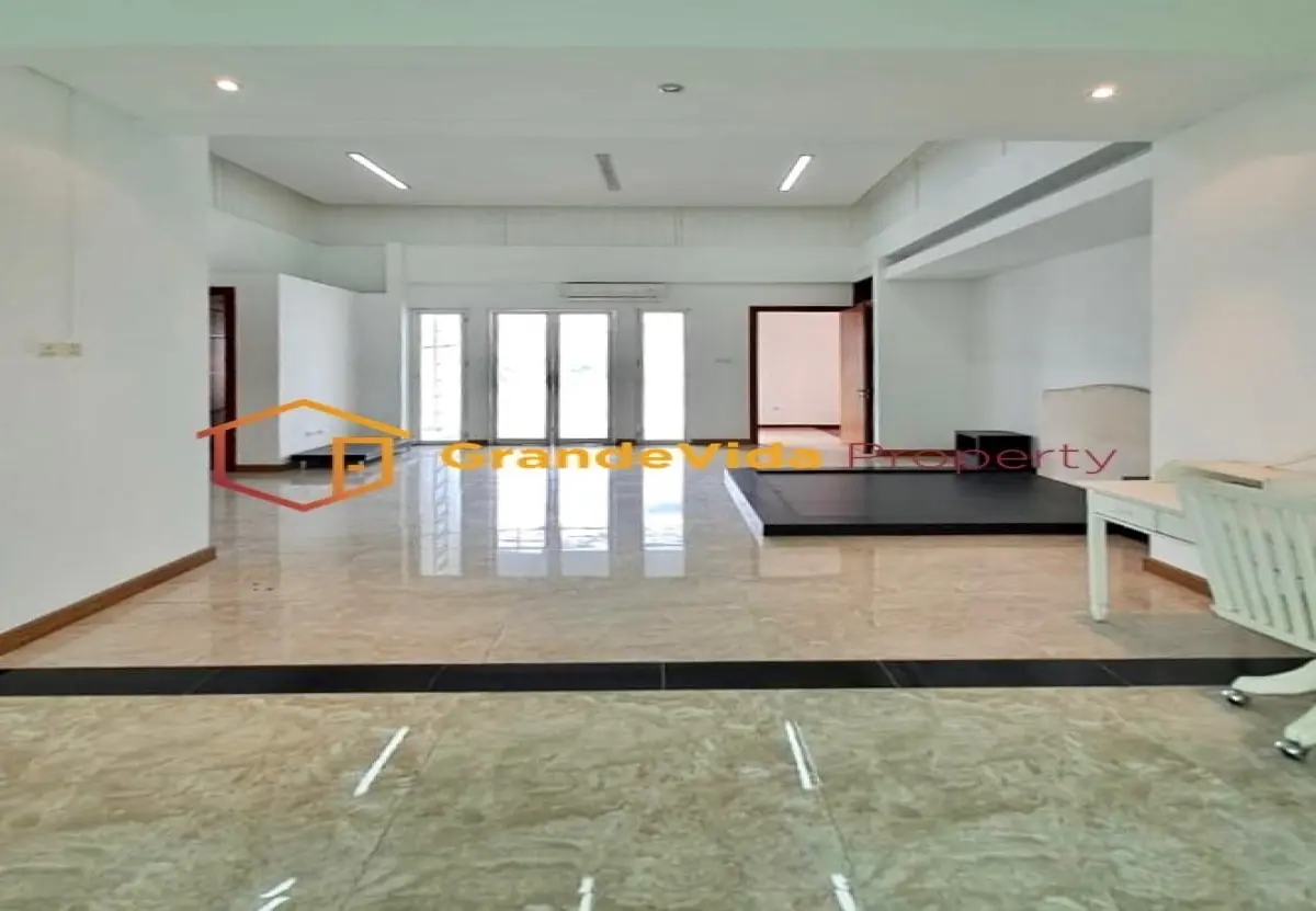 68ee2f8327810.webp