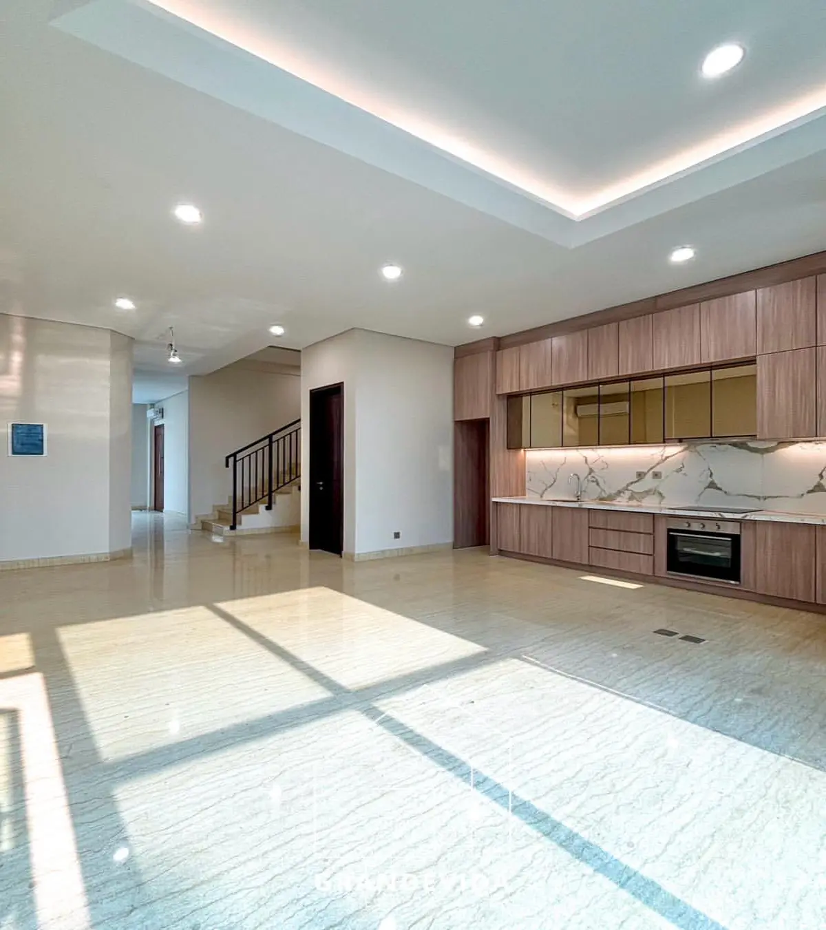 Jual Rumah Townhouse Pondok Indah Jakarta Selatan