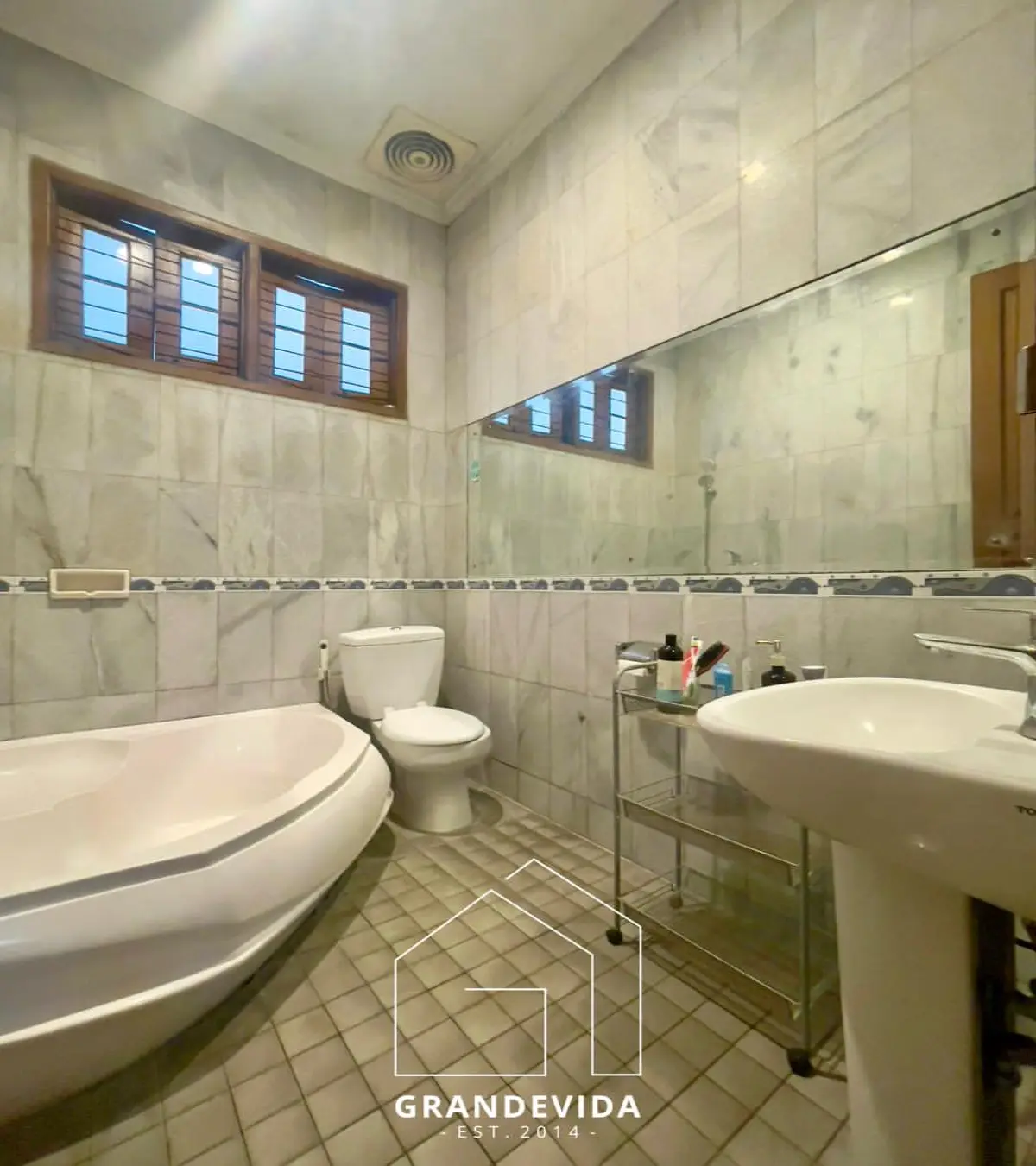68ef05917a4bc.webp