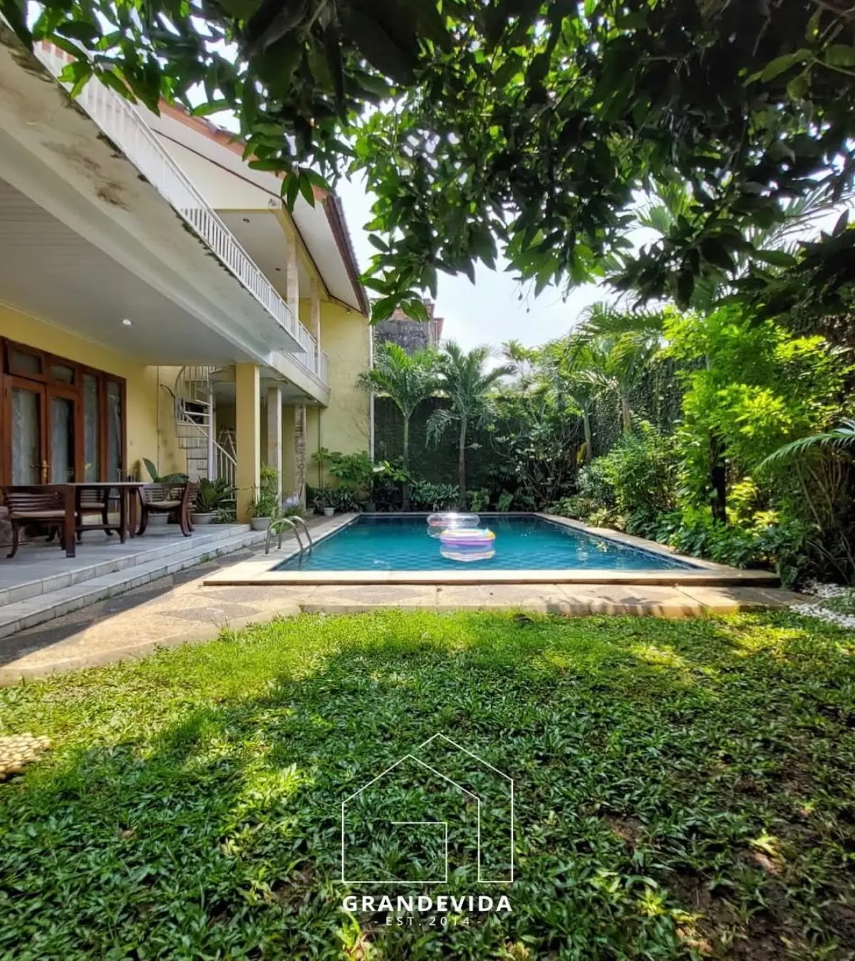 Rumah Dijual Murah Cipete Jakarta Selatan Halaman Luas