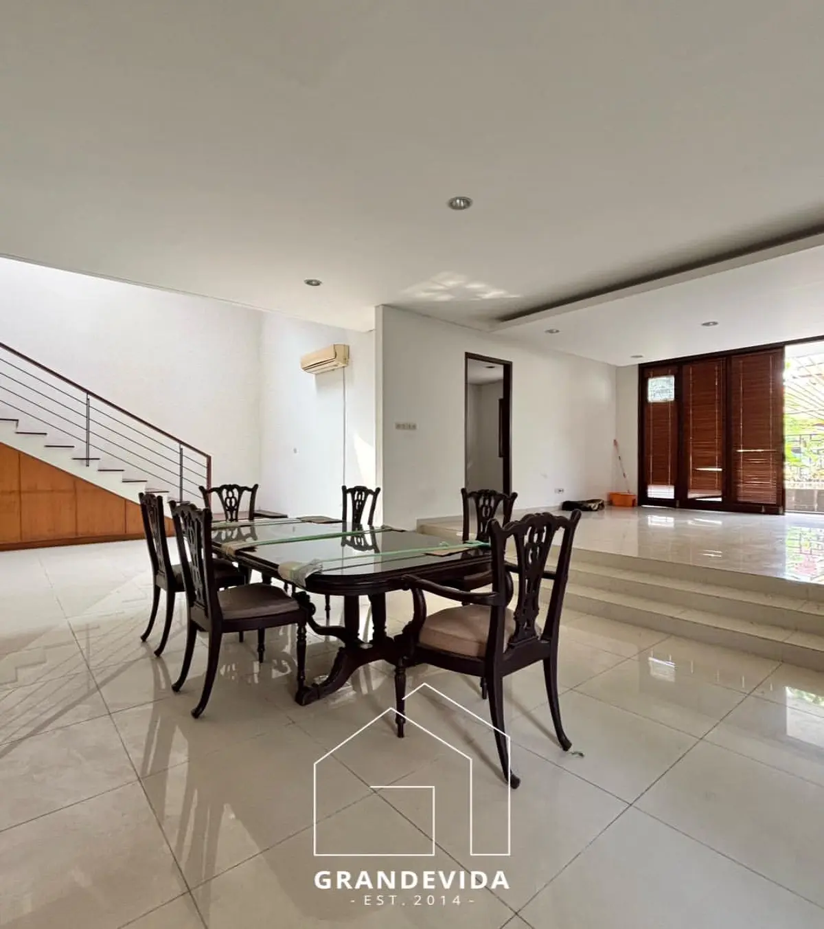 Rumah Dijual Mirah Taman Pendidikan Cilandak Jakarta Selatan
