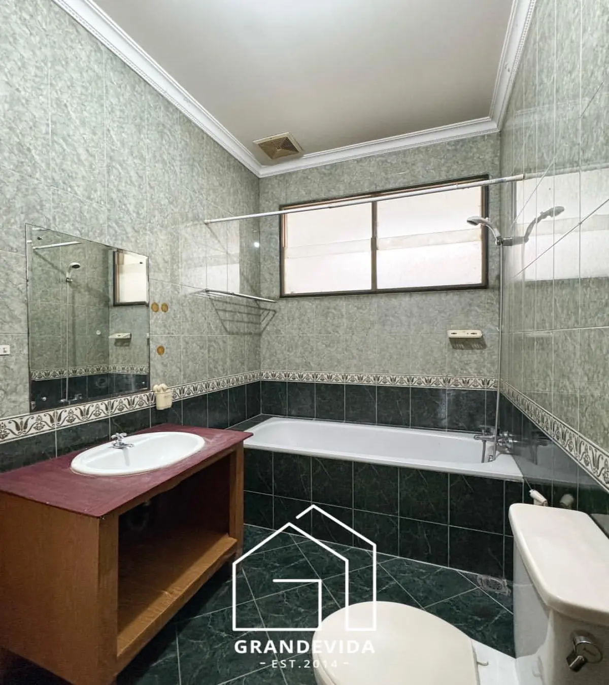 68f45915b8f14.webp