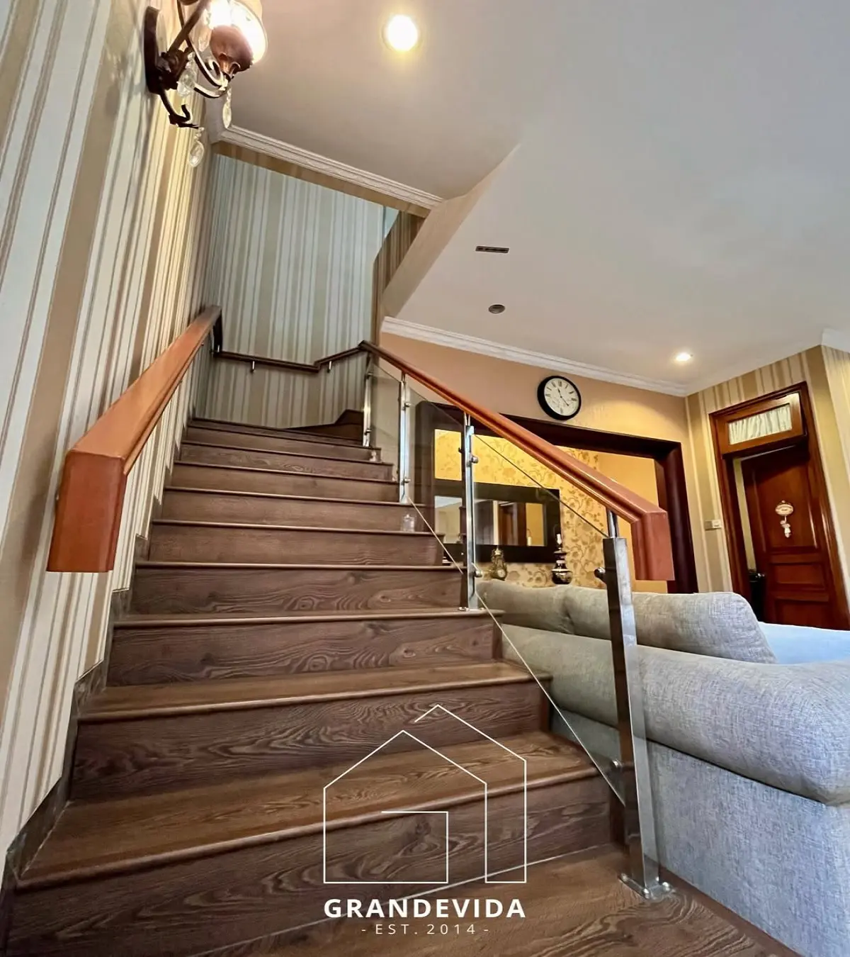 68f4664fb604c.webp