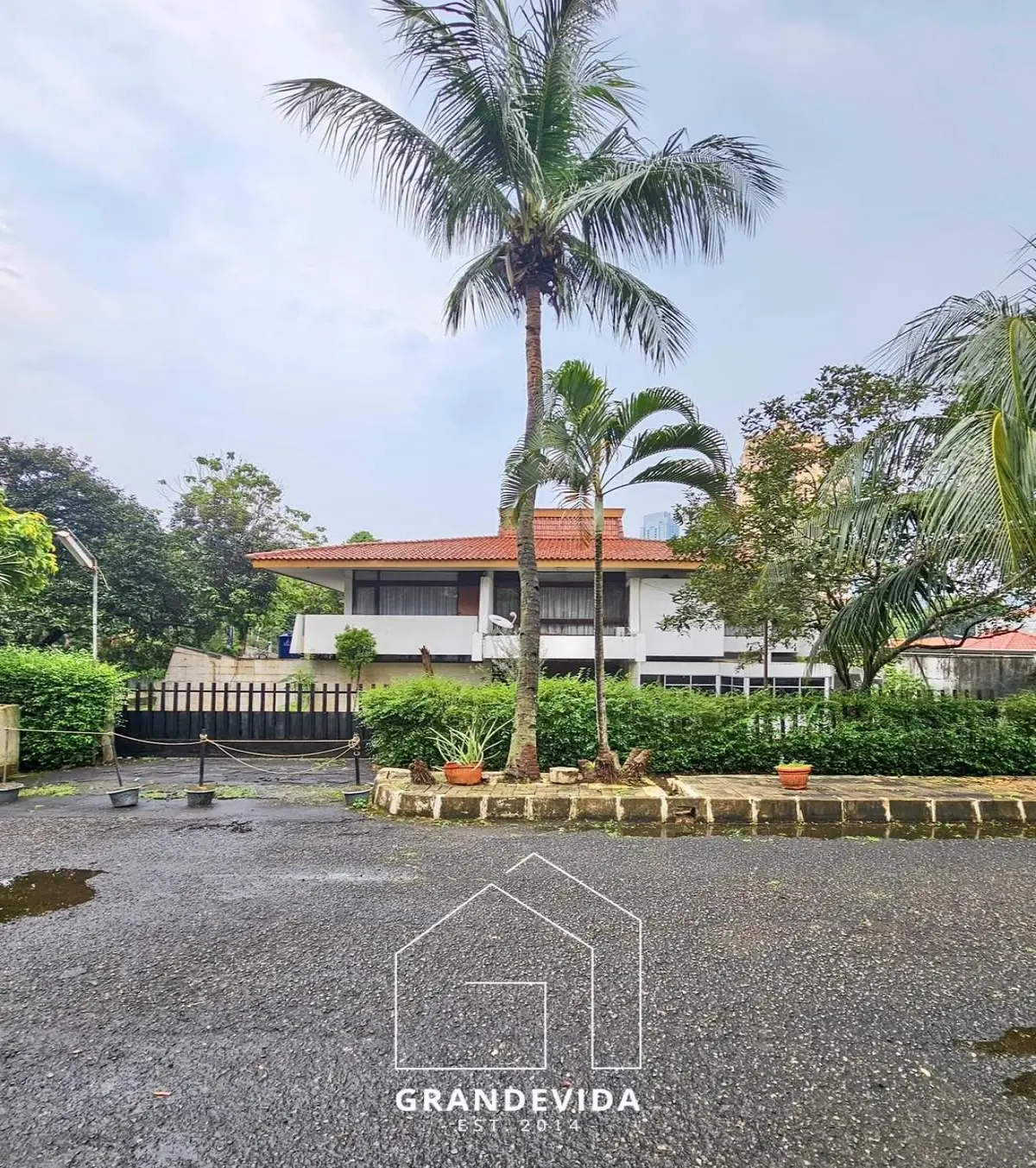 Rumah Widya Chandra Kebayoran Baru Dijual