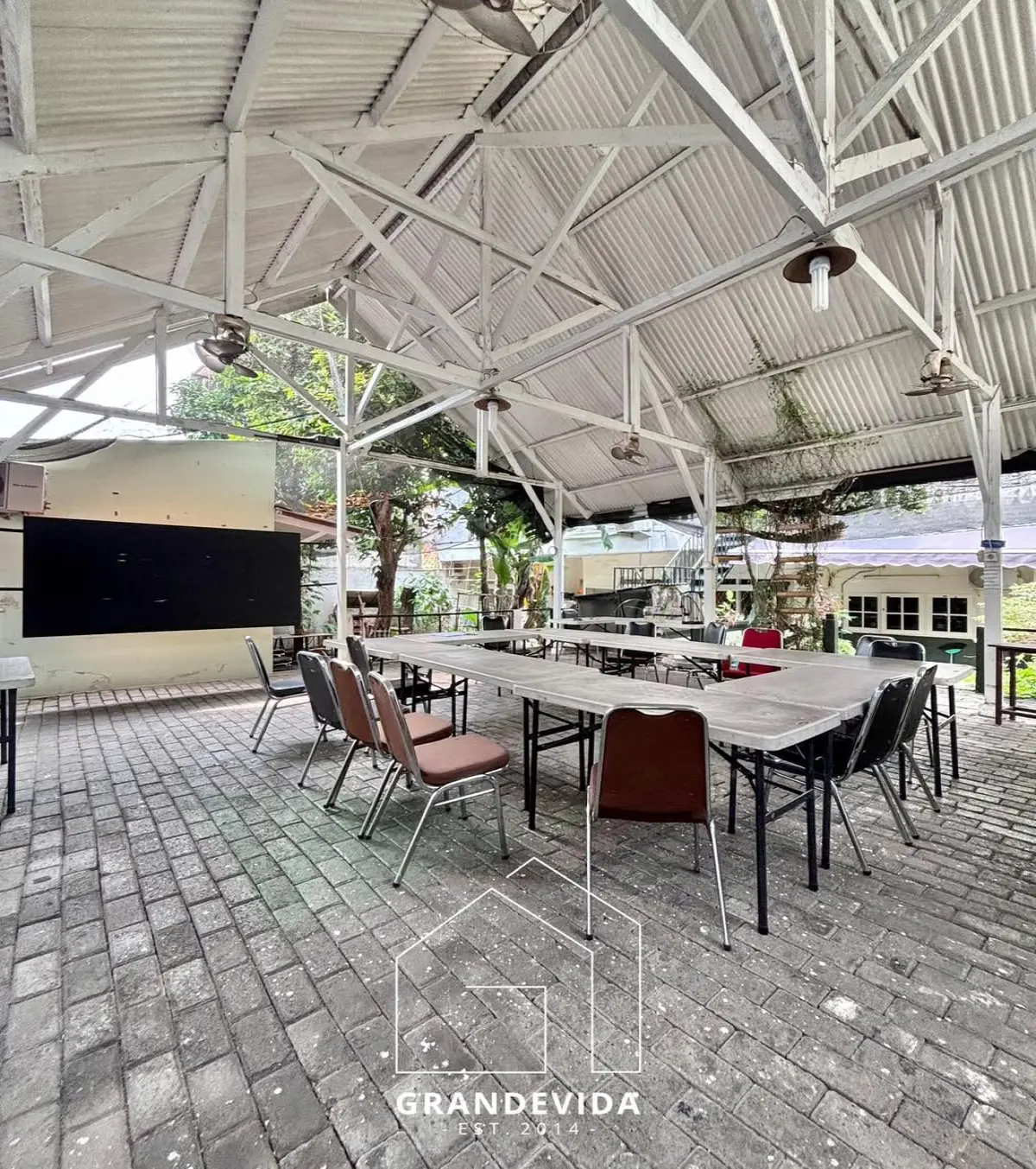 68f854ade2d33.webp