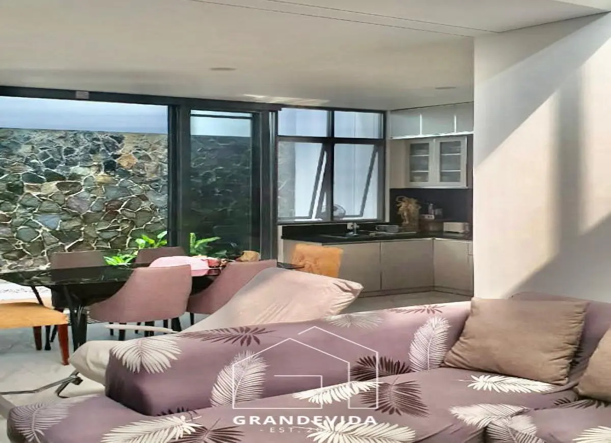 68f9eab594636.webp