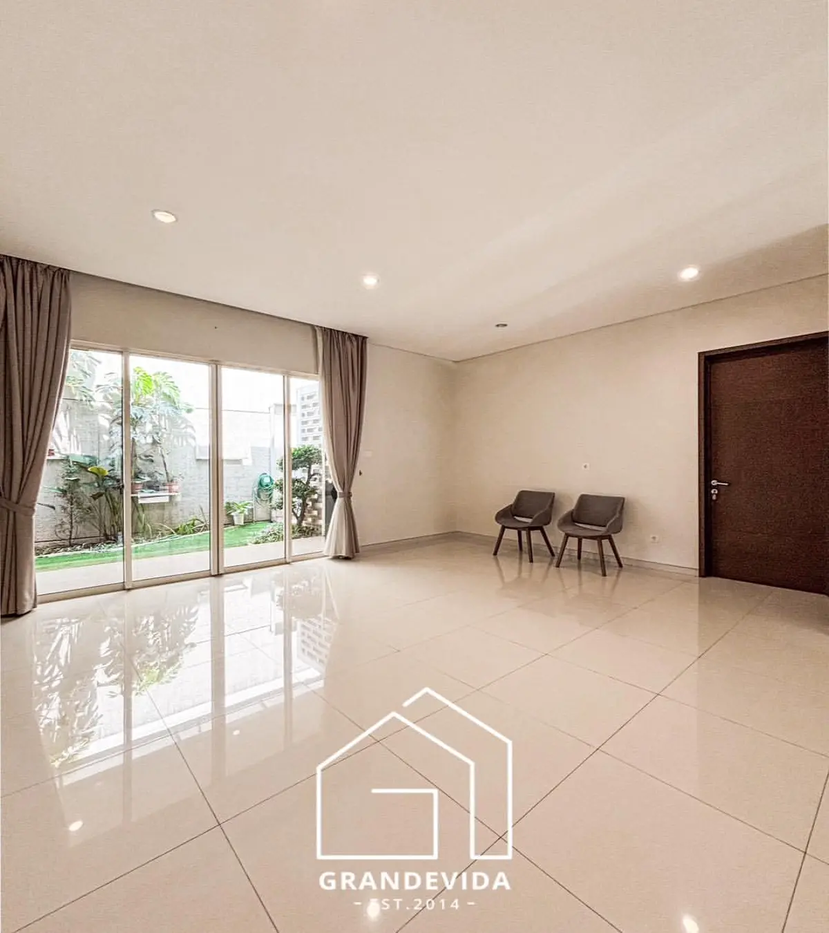 Rumah Dijual Serenia Hills Lebak Bulus