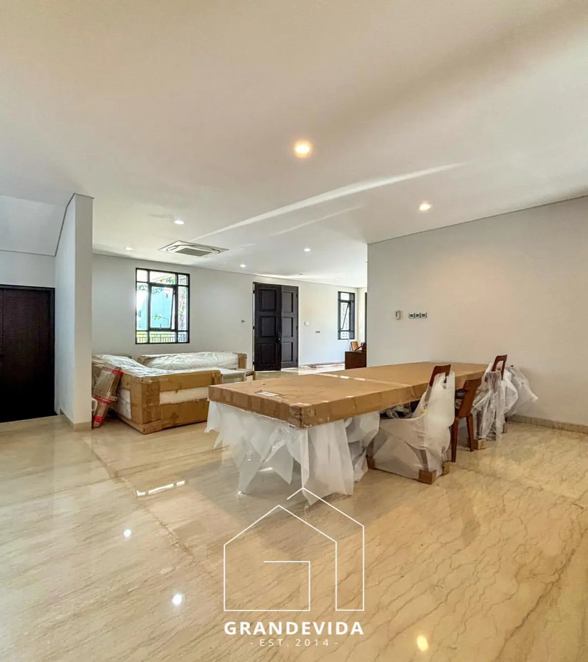 Rumah Dijual di Eden Haus Tanjung Barat