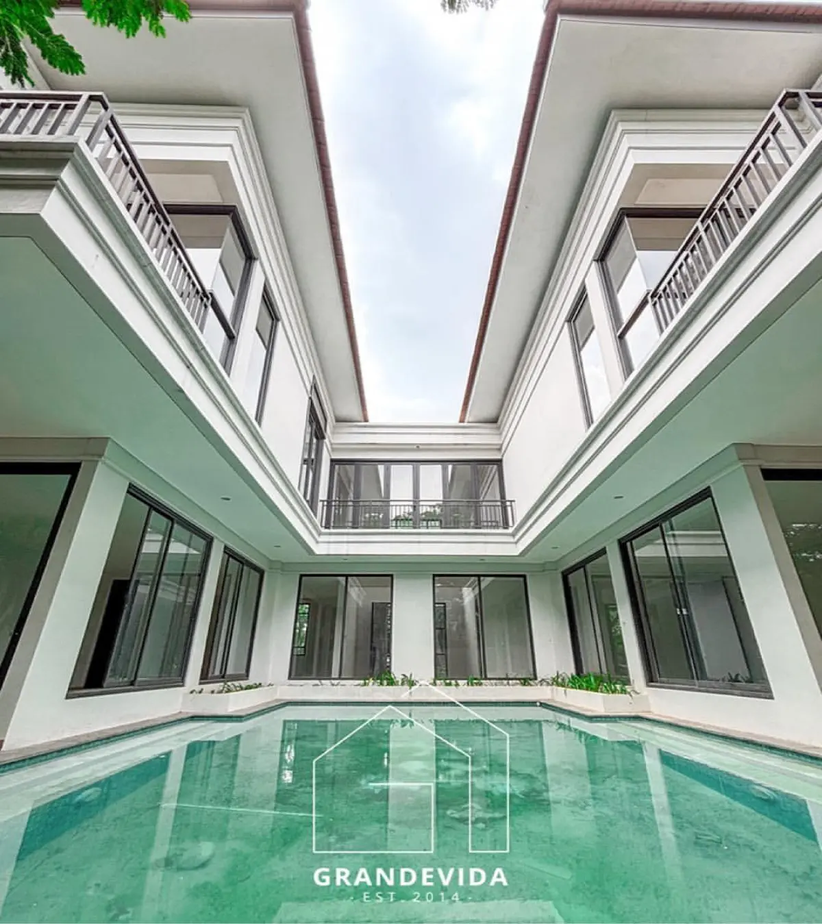 Rumah Dijual di Eden Haus Tanjung Barat Jakarta Selatan