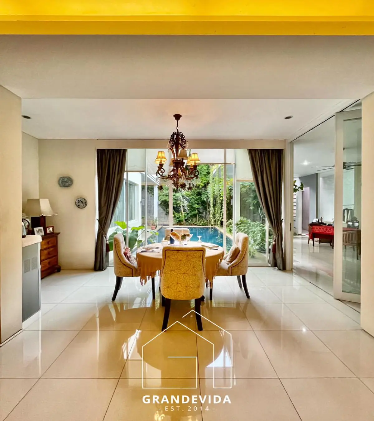 Rumah Kemang Timur Jakarta Selatan